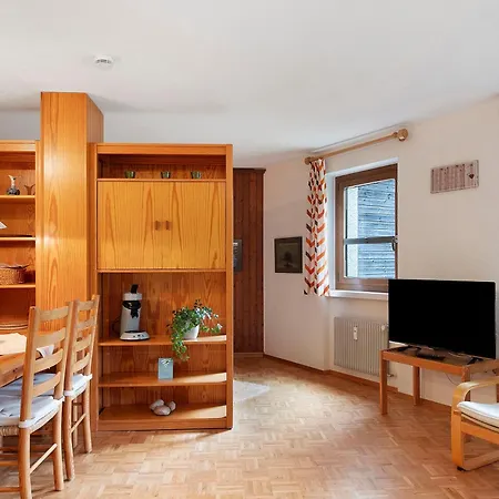 Konukevi Haus Tannruh 3*